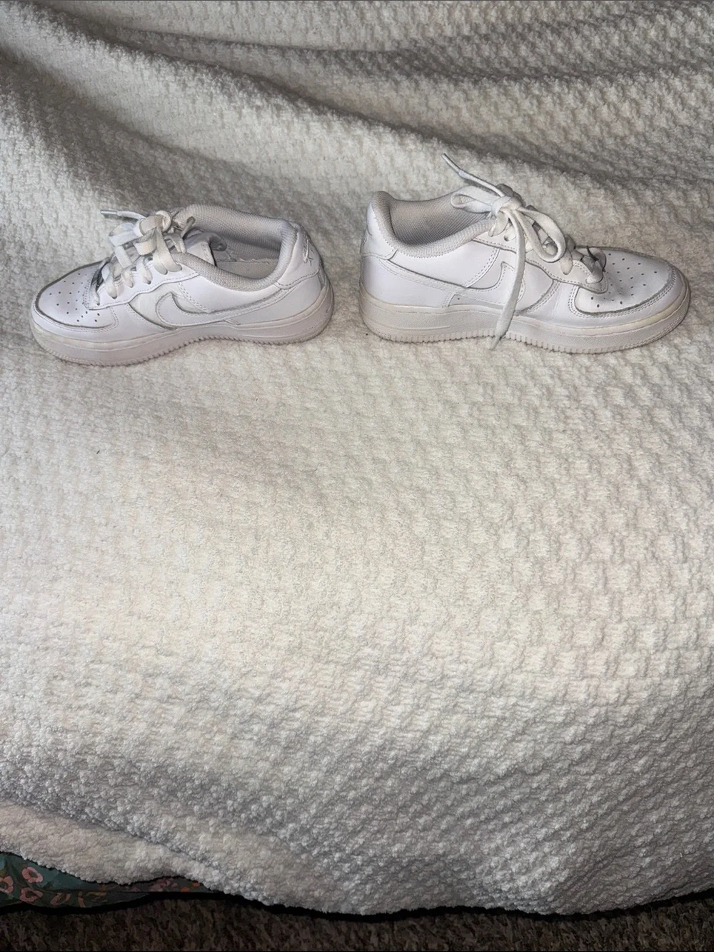 Nike Air Force 1 '07 Lace-Up Sneakers 4 youth